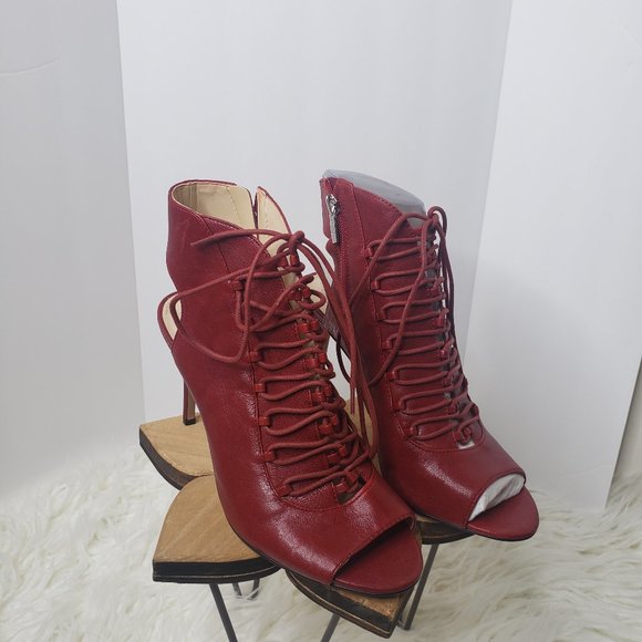 Vince Camuto Leather Heel - Picture 1 of 4